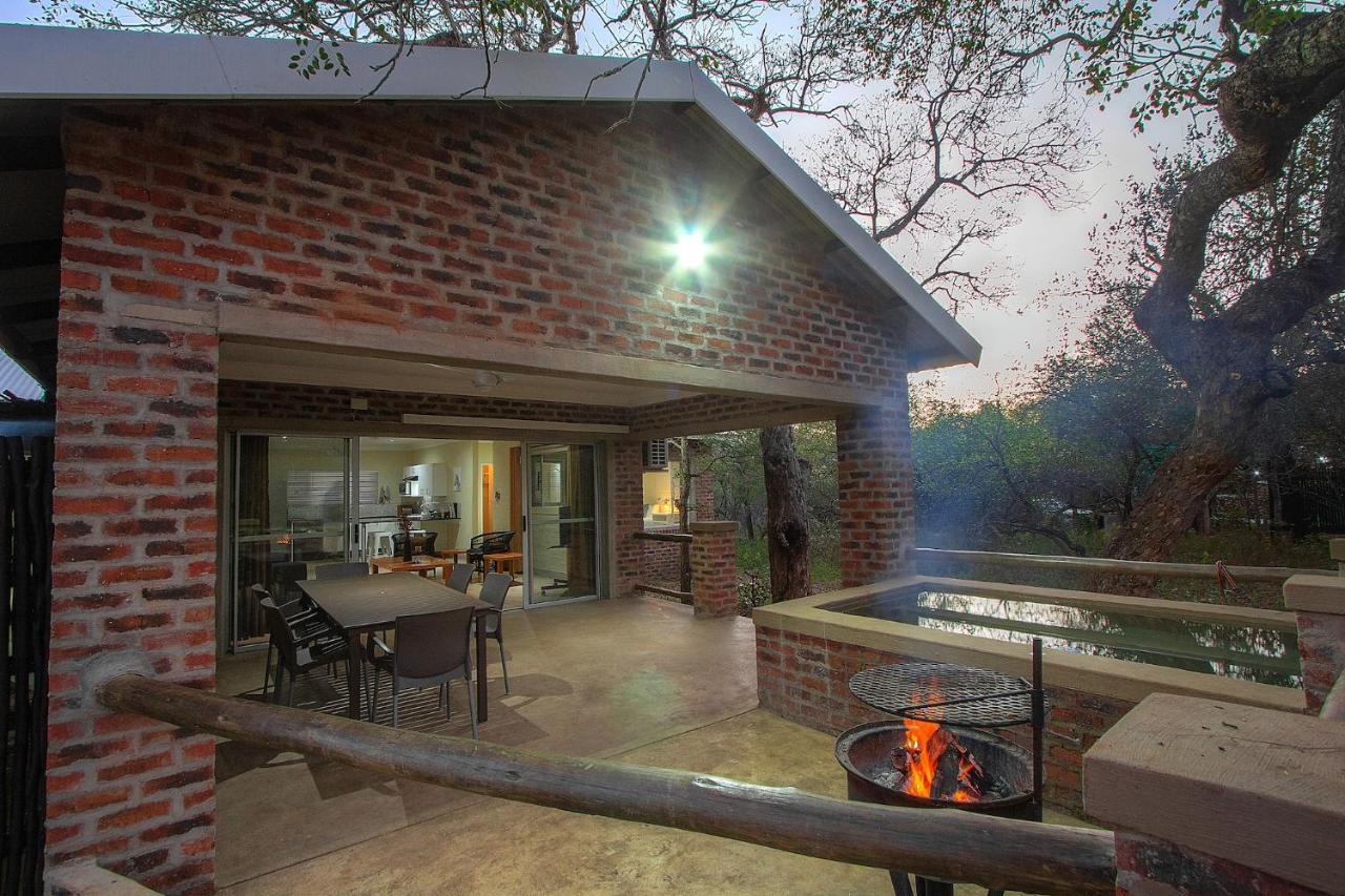 Kruger'S Retreat House & Kruger'S Rest Studio Marloth Park Bagian luar foto