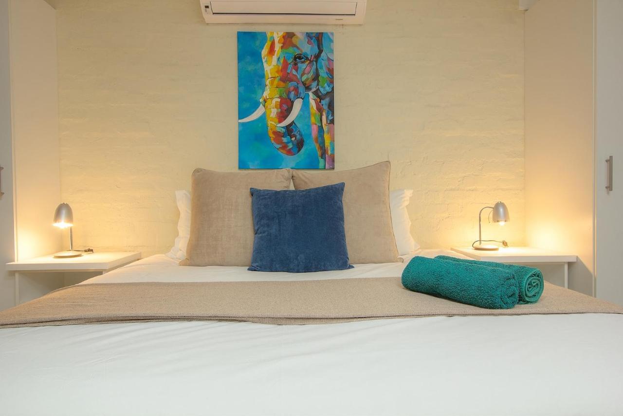 Kruger'S Retreat House & Kruger'S Rest Studio Marloth Park Bagian luar foto