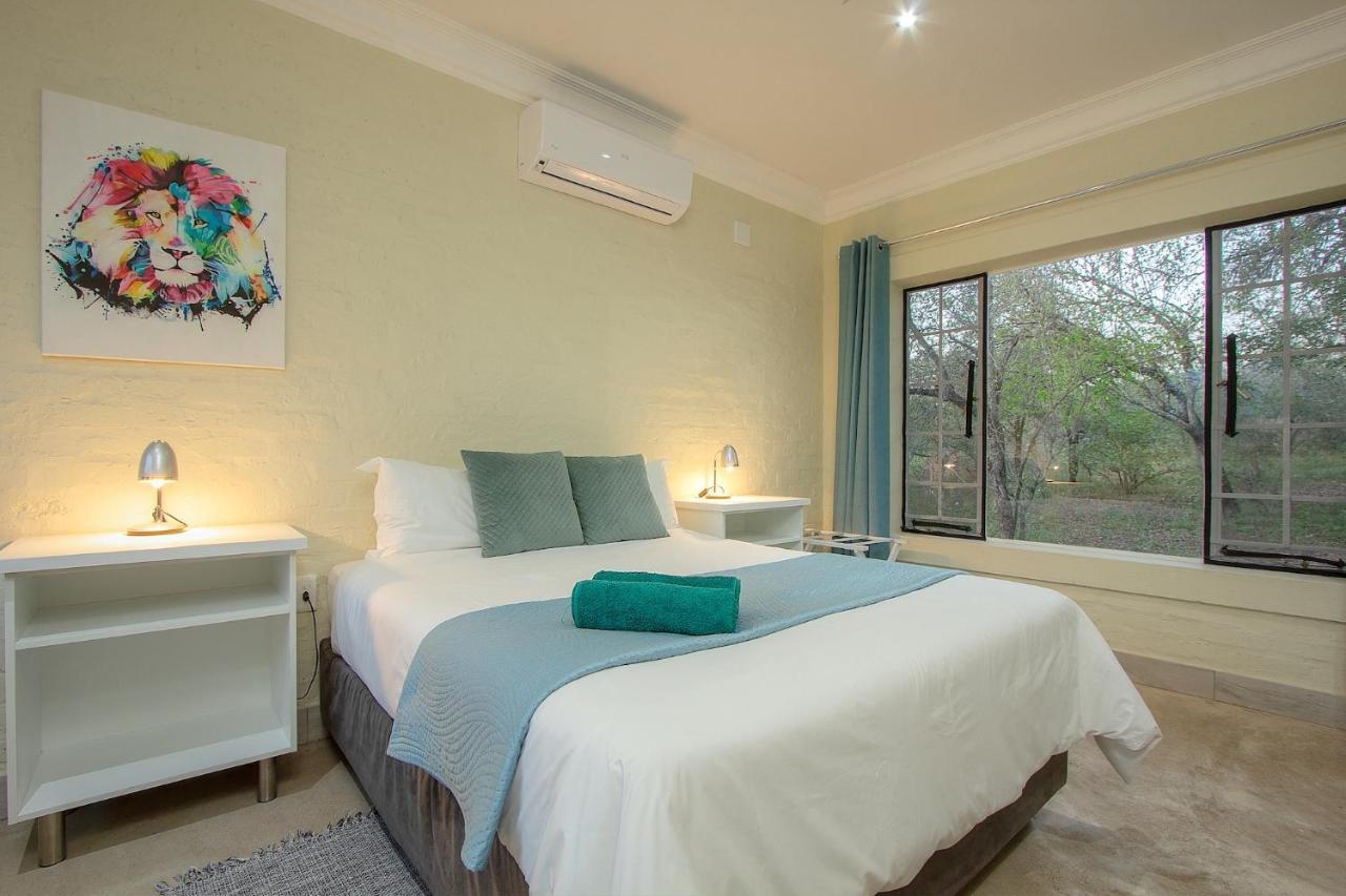 Kruger'S Retreat House & Kruger'S Rest Studio Marloth Park Bagian luar foto